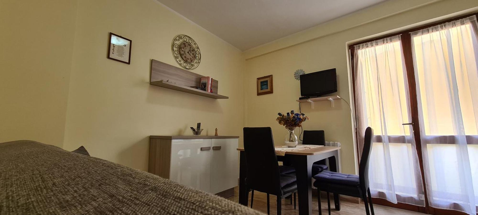 Em Holiday Apartment2 夸尔图-圣埃莱娜 外观 照片
